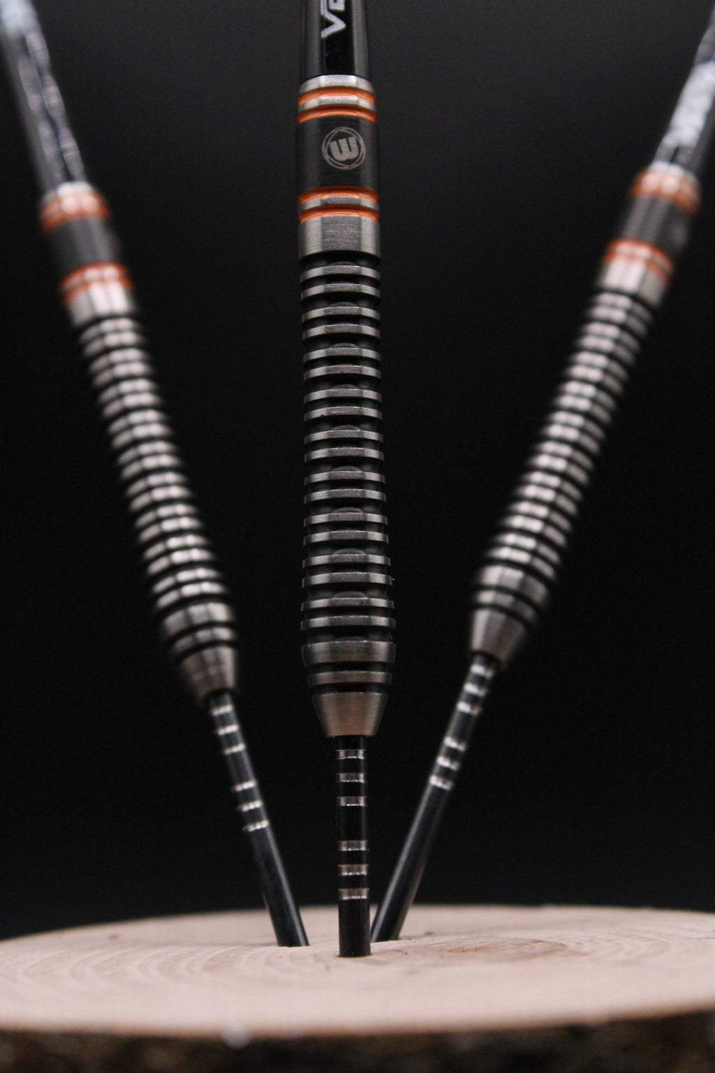A) Winmau Danny Noppert 2.0 90% - 23 gram